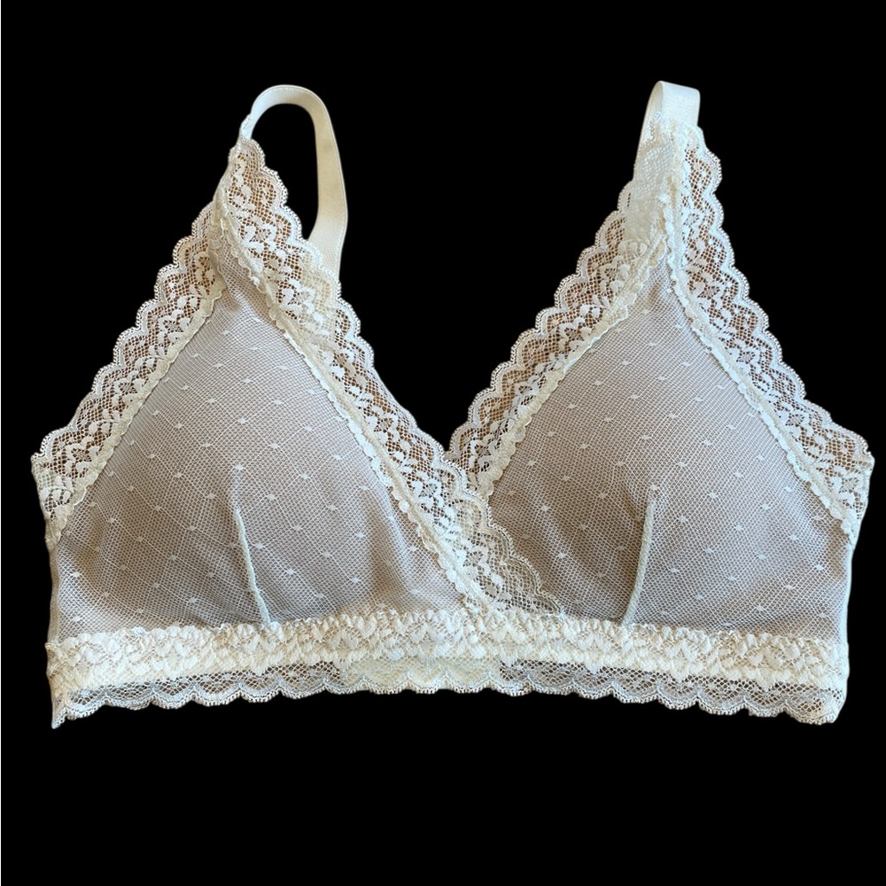 a.n.a Ono Susan Wrap Front Lace Bra Cream Size L